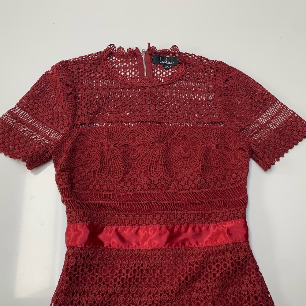 Lulus EUC XS red maxi lace overlay dress - Picture 11 of 13